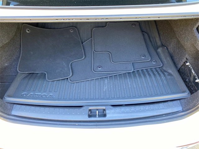 Used 2020 Volvo S60 T5 Momentum w/ Protection Package Premier image 28