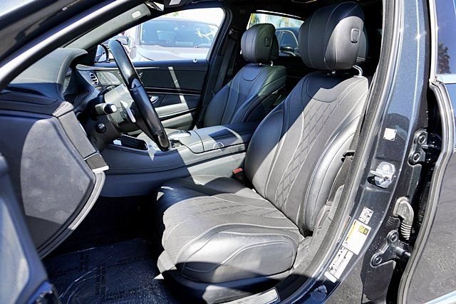 Used 2018 Mercedes-Benz S 560 Sedan image 22