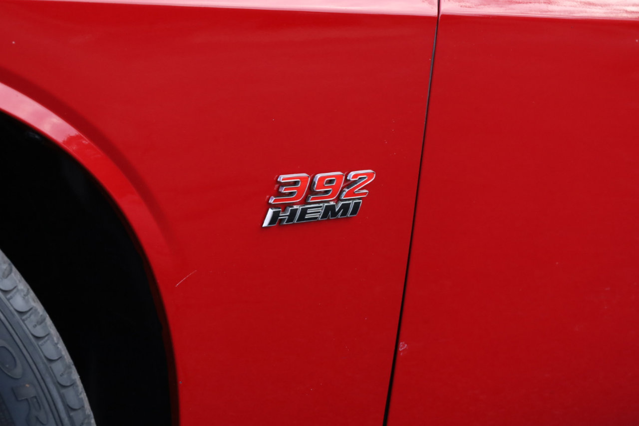 Used 2016 Dodge Challenger SRT w/ Technology Group image 22