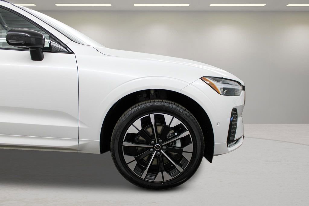 New 2026 Volvo XC60 B5 Plus w/ Protection Package Premier AWD/4WD image 67