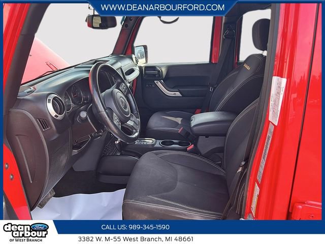 Used 2015 Jeep Wrangler Unlimited Sahara w/ Dual Top Group AWD/4WD image 8
