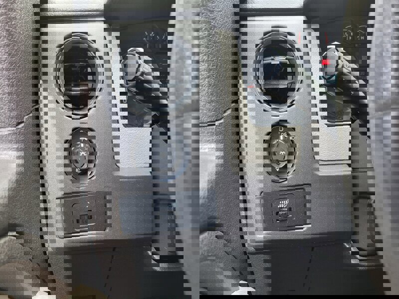 Used 2010 Ford F150 STX AWD/4WD image 15