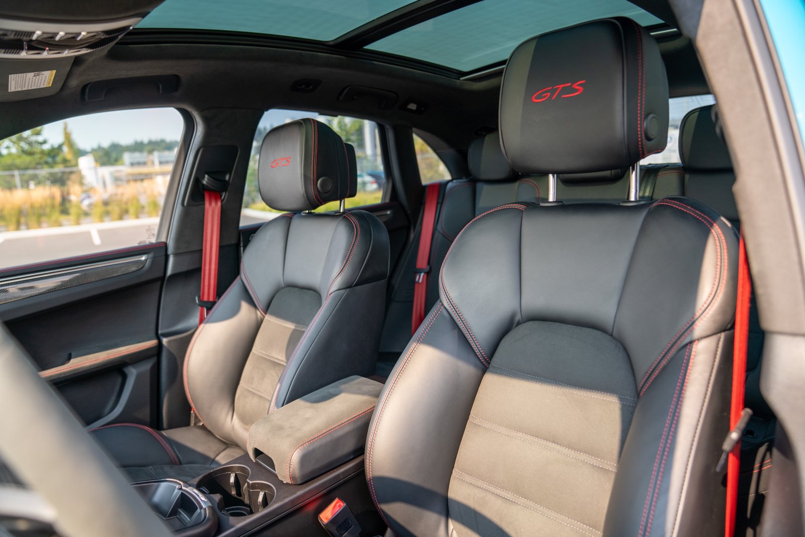 Certified 2024 Porsche Macan GTS AWD/4WD image 5