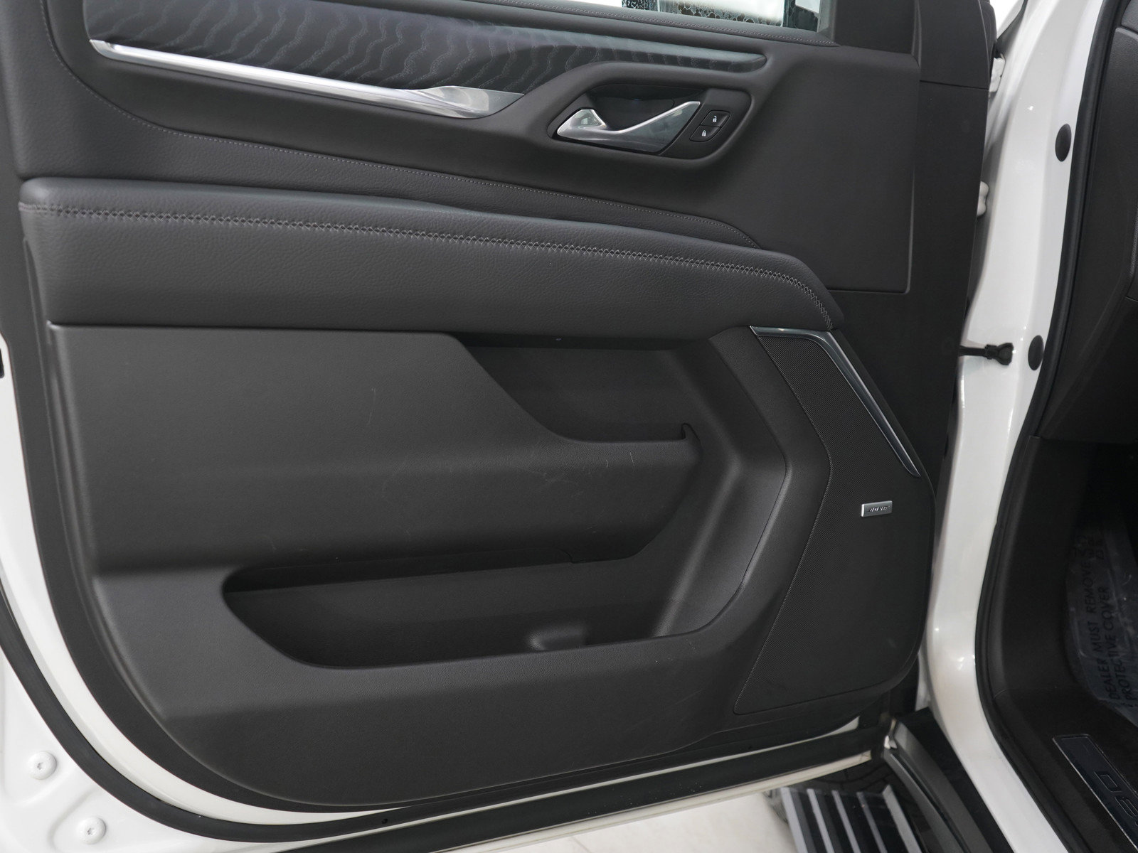 Used 2021 GMC Yukon Denali w/ Denali Premium Package image 21