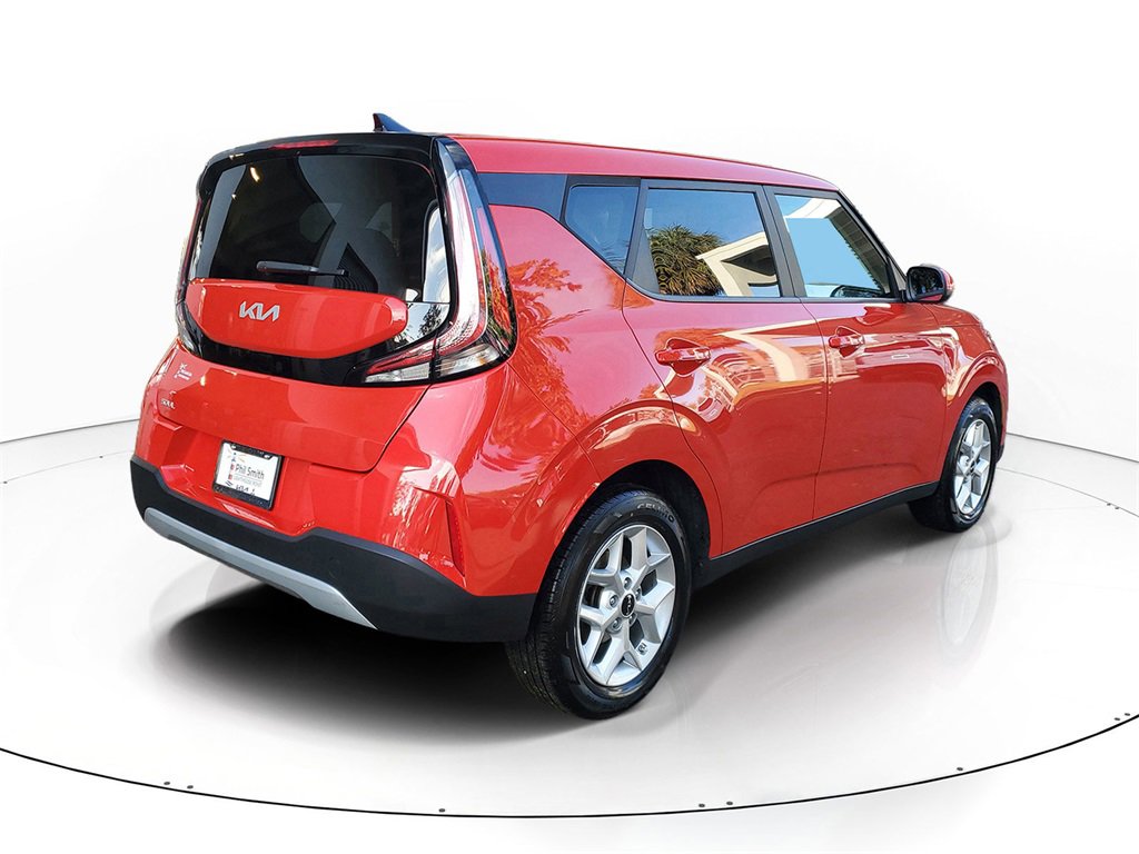 Certified 2024 Kia Soul LX w/ Option Group 015 image 6