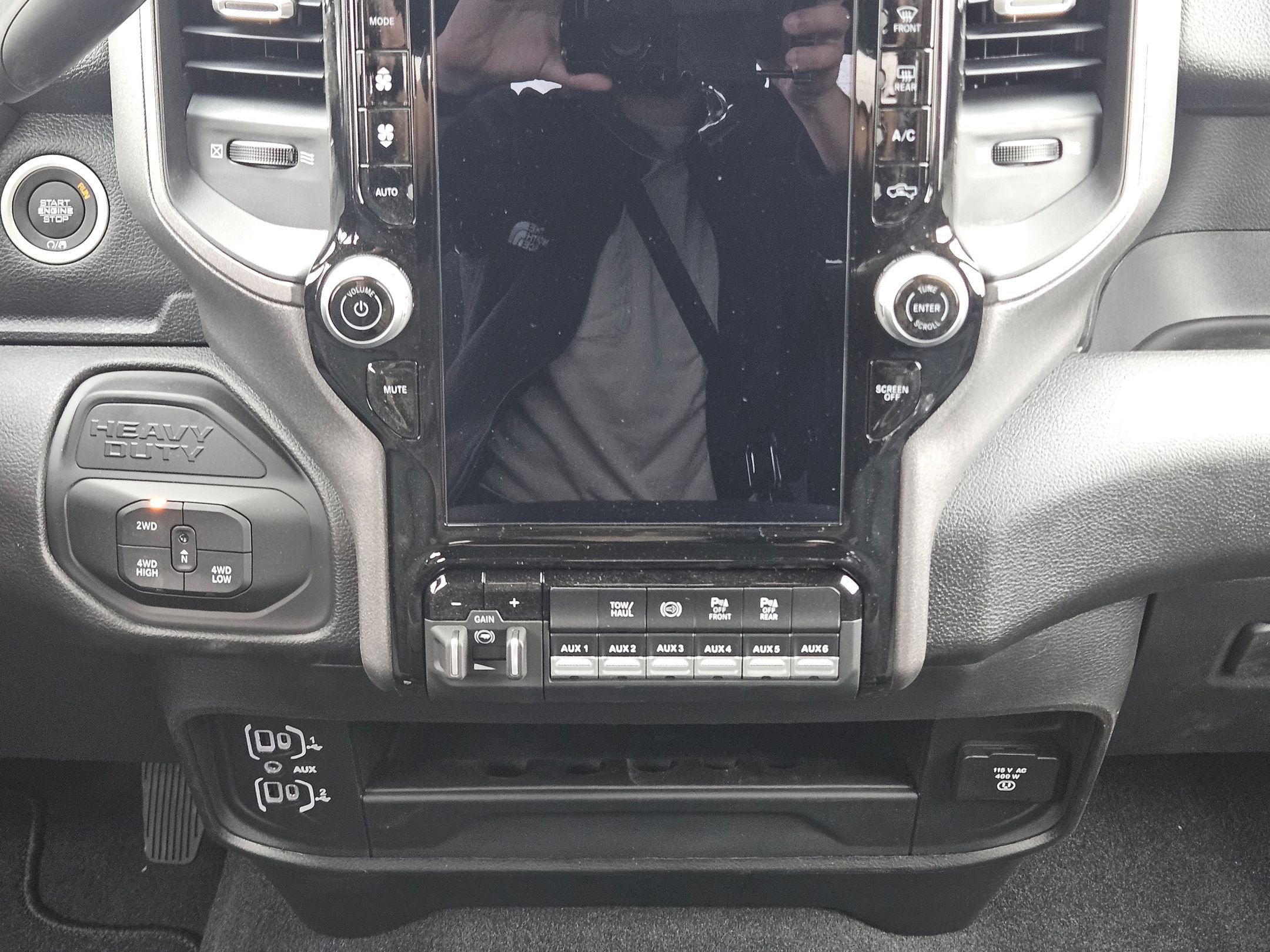 New 2026 RAM 2500 Tradesman image 17