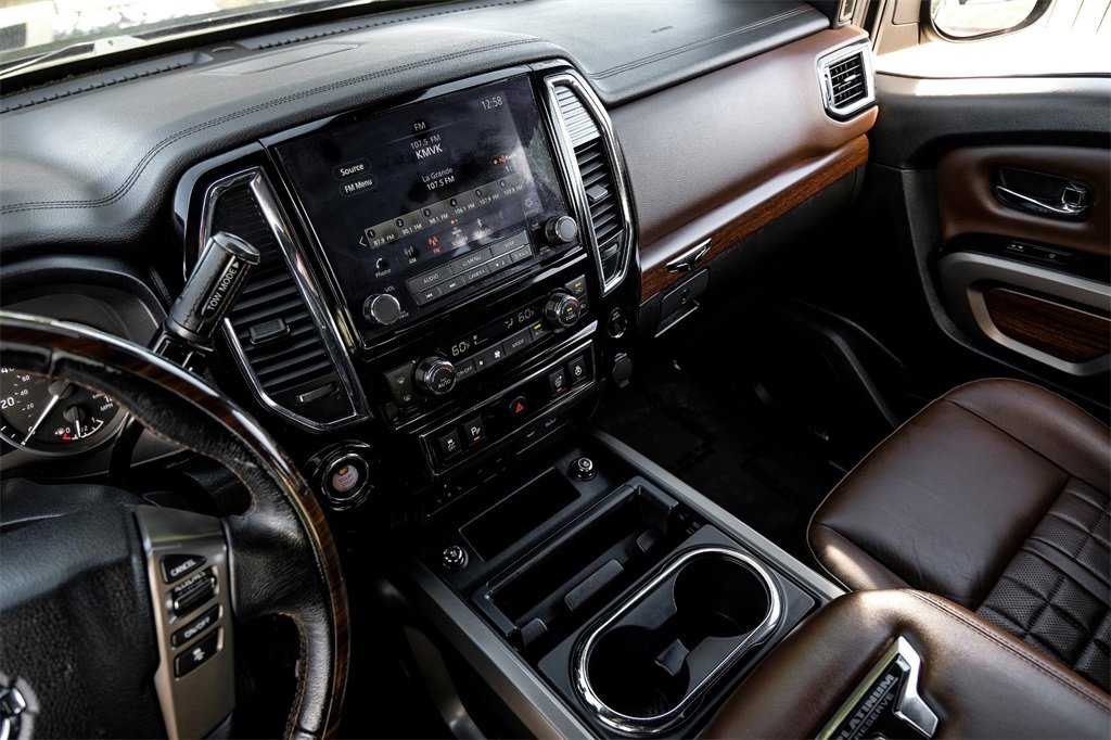 Used 2020 Nissan Titan Platinum Reserve w/ Moonroof Package image 22