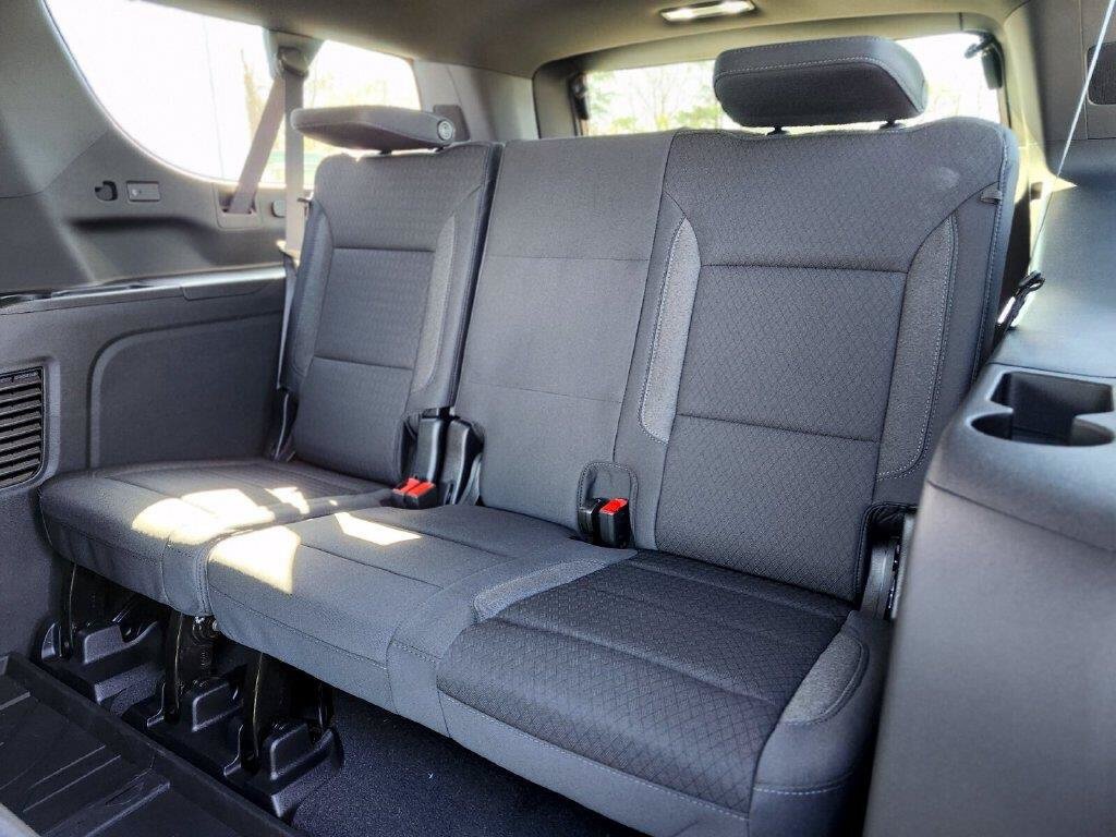 New 2026 Chevrolet Suburban LS AWD/4WD image 16