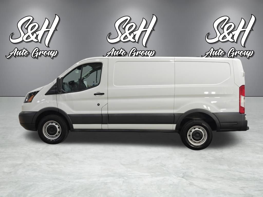 Used 2017 Ford Transit 150 130 Low Roof RWD image 22