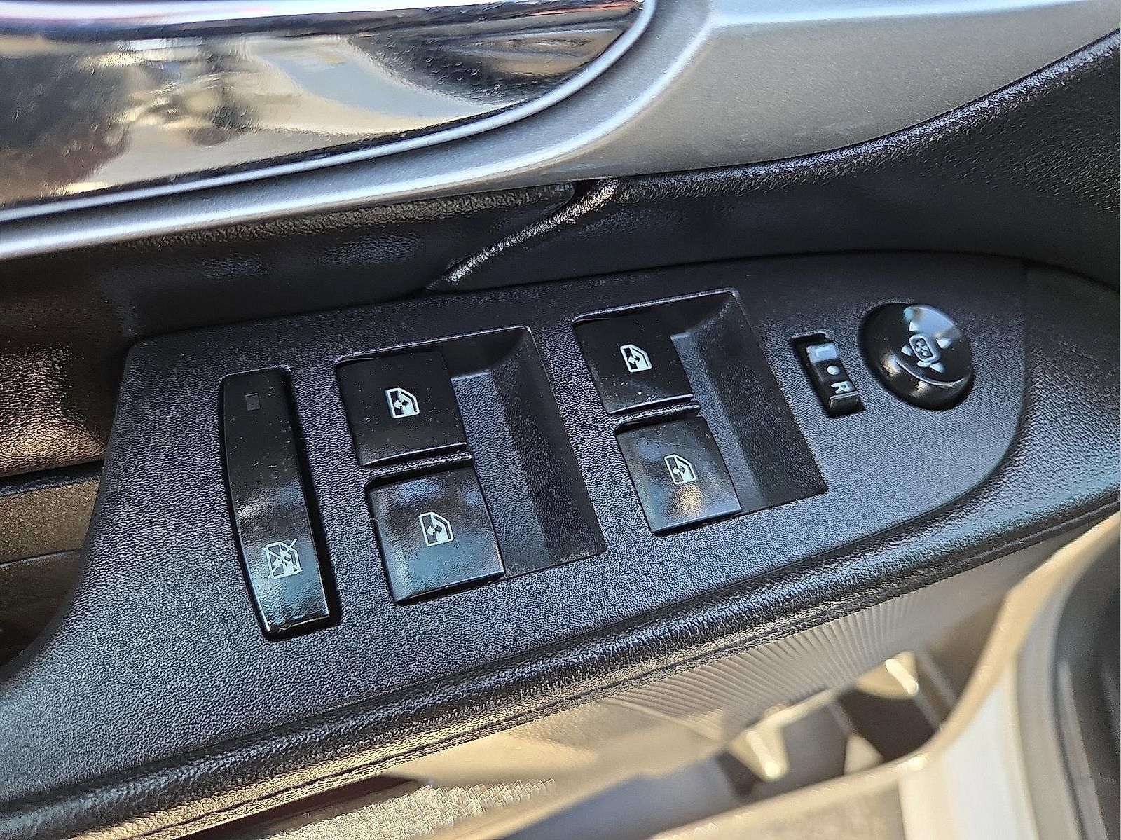 Used 2016 GMC Terrain SLE w/ Convenience Package image 14