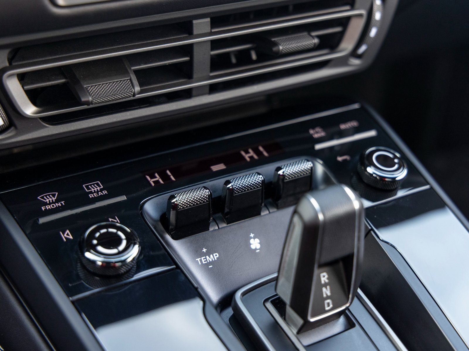 Certified 2024 Porsche 911 Carrera GTS image 43