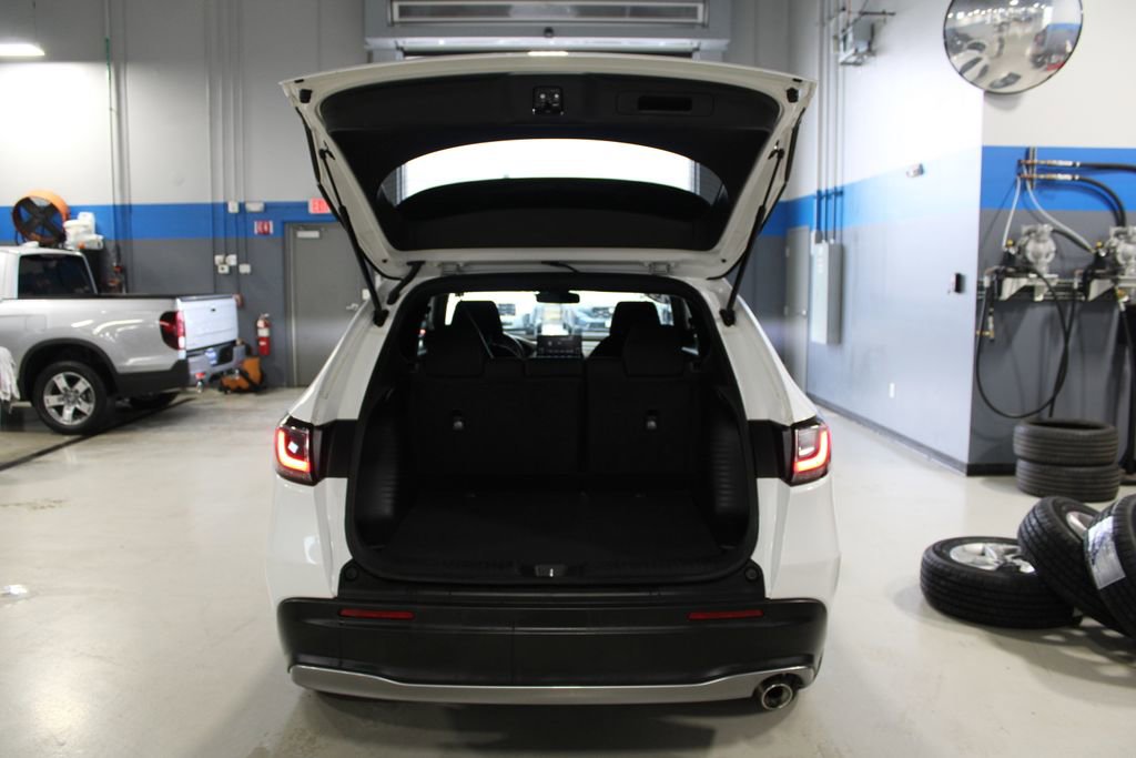 Used 2023 Honda HR-V Sport image 41