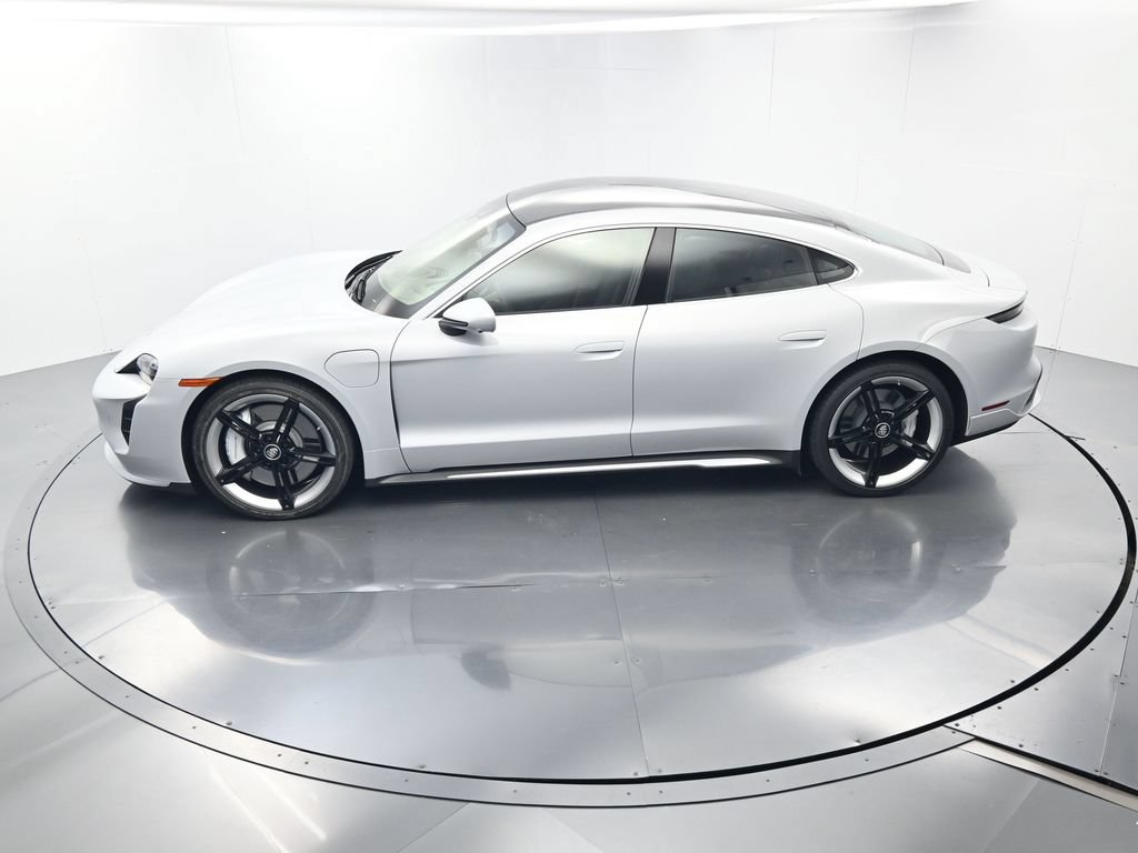 Certified 2022 Porsche Taycan Turbo AWD/4WD image 34