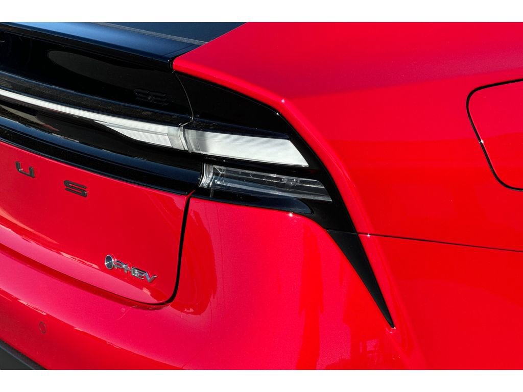 New 2026 Toyota Prius Plug-In Hybrid image 30