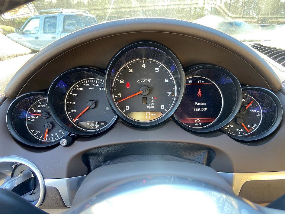 Used 2018 Porsche Cayenne GTS image 13