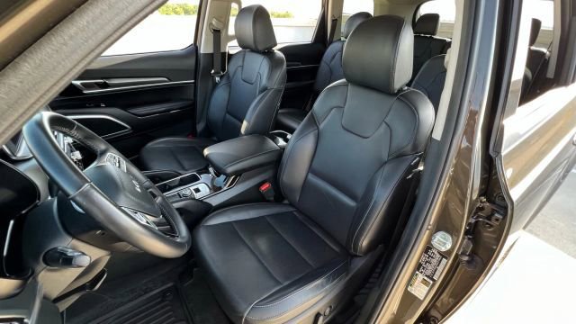 Used 2022 Kia Telluride S image 81