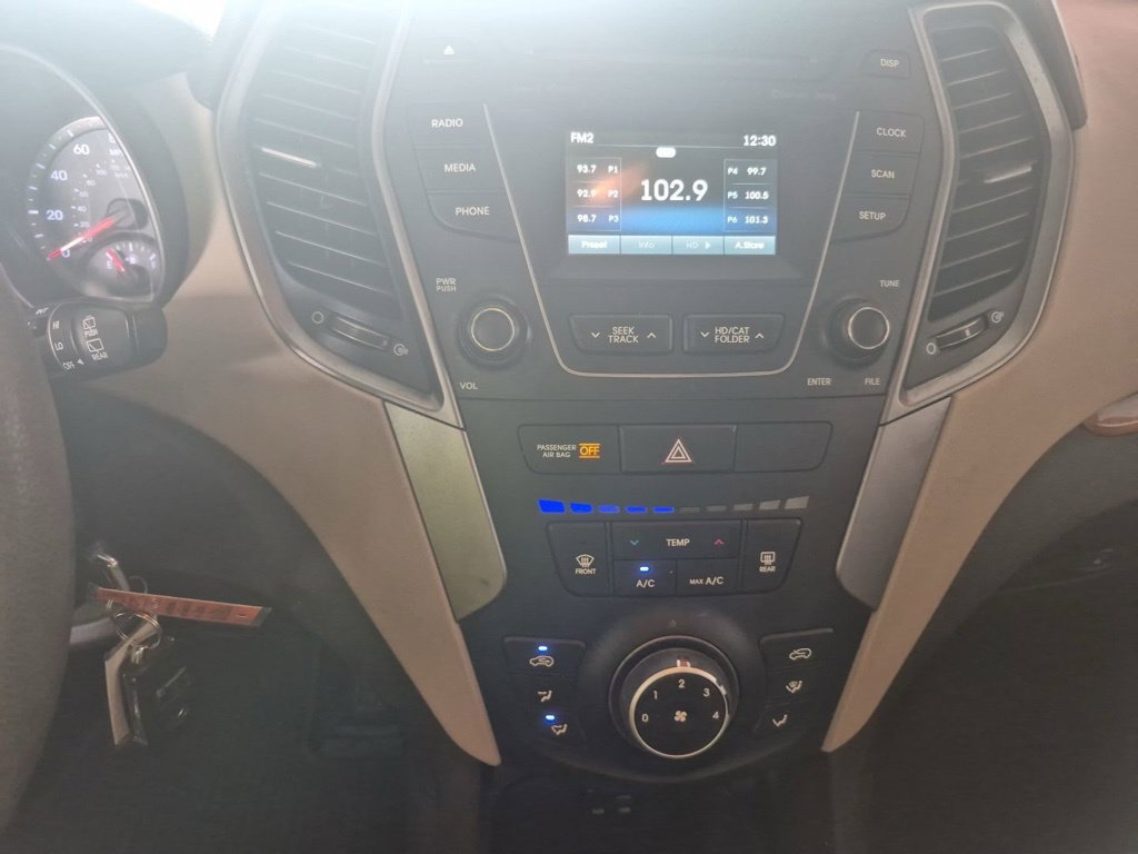 Used 2016 Hyundai Santa Fe Sport w/ Option Group 02 FWD image 7