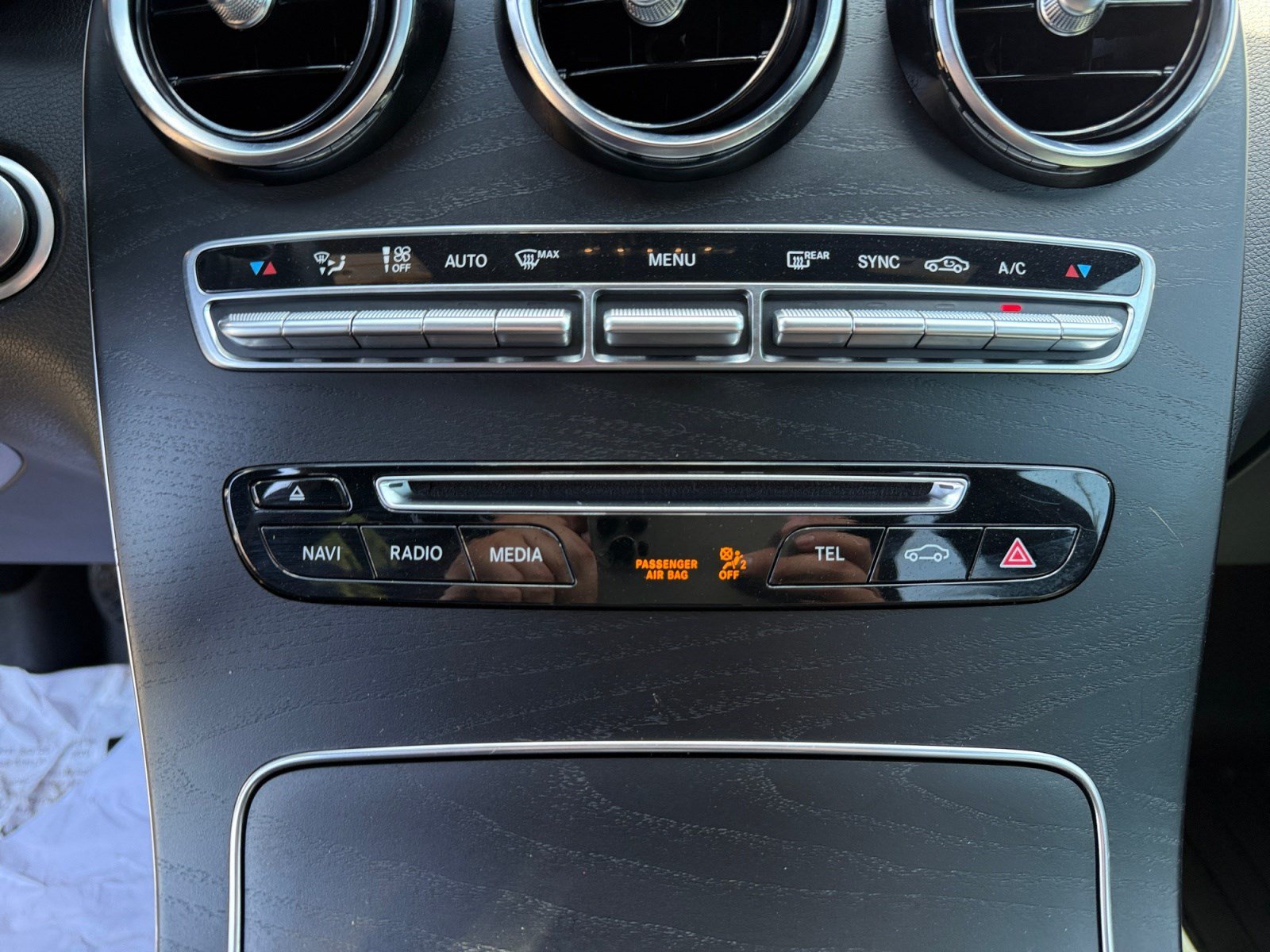 Used 2019 Mercedes-Benz GLC 300 4MATIC image 12