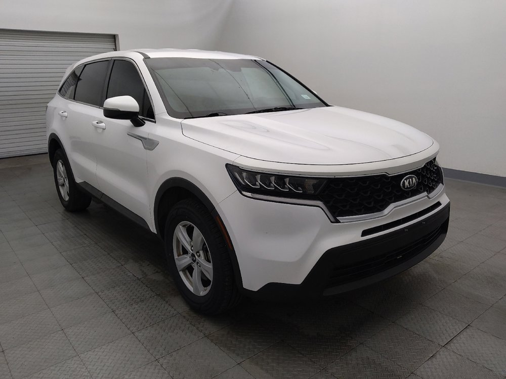 Used 2021 Kia Sorento LX AWD/4WD image 13