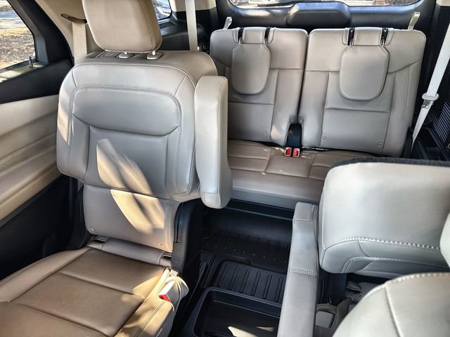 Used 2021 Ford Explorer XLT w/ Equipment Group 202A image 32