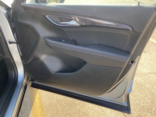 Used 2023 Buick Envision Essence FWD image 29