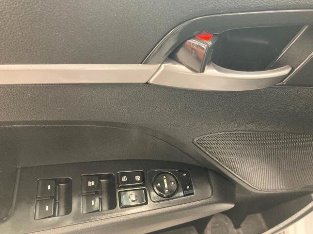 Used 2019 Hyundai Elantra SE w/ Cargo Package FWD image 30