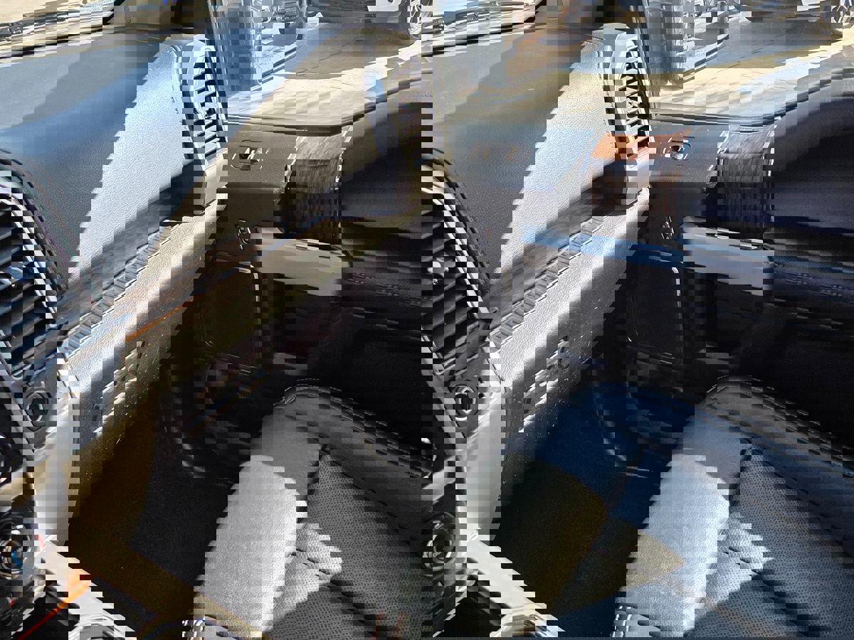 Used 2019 Ford F150 Lariat image 46