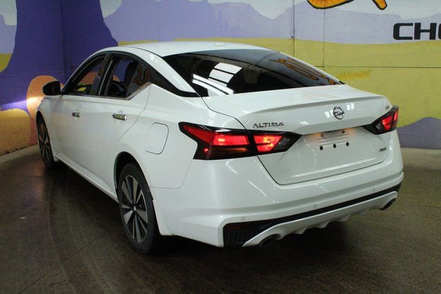 Used 2020 Nissan Altima 2.5 SV image 6