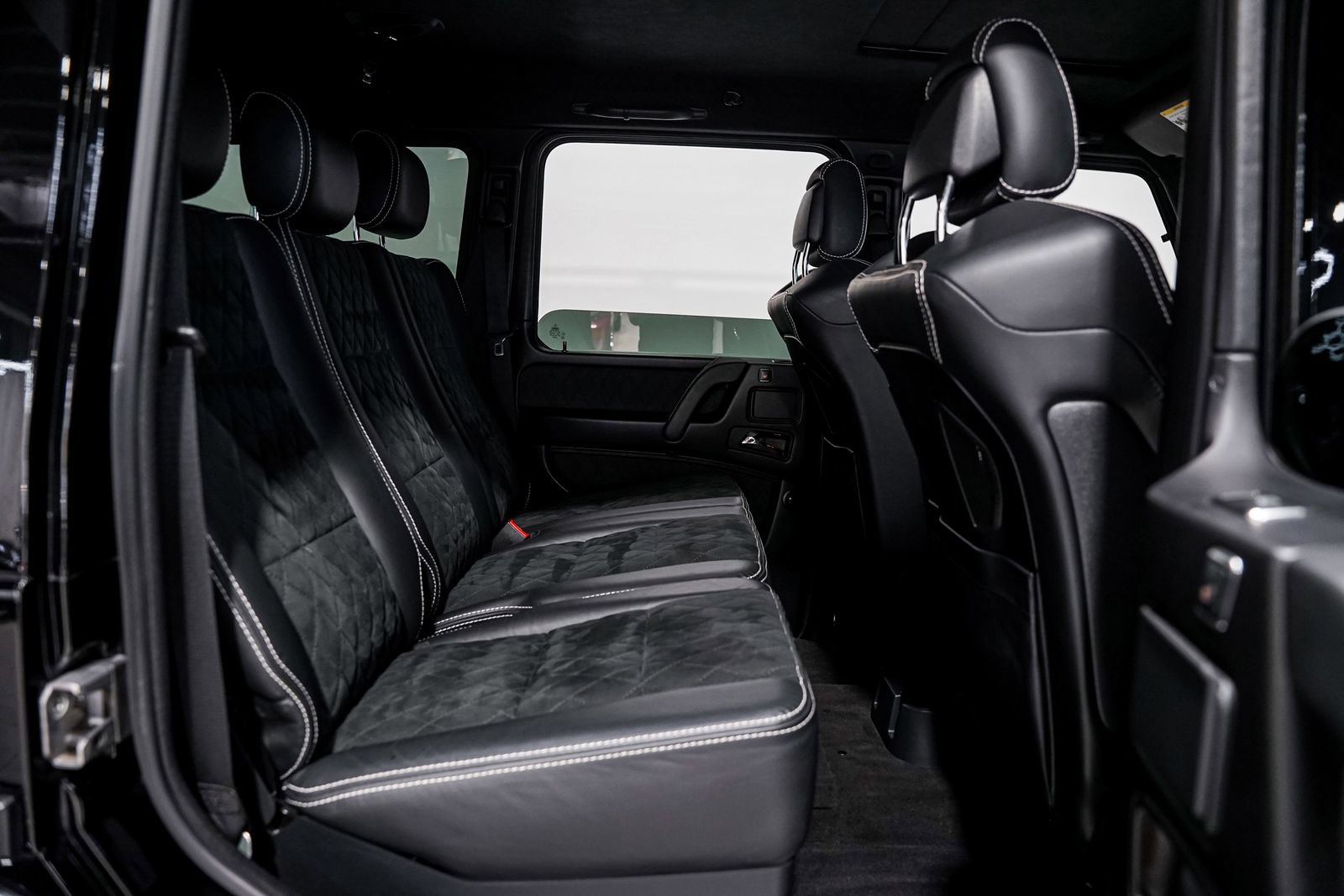 Used 2017 Mercedes-Benz G 550 Squared image 34