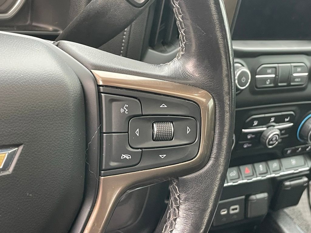 Used 2021 Chevrolet Silverado 1500 High Country w/ Technology Package image 37