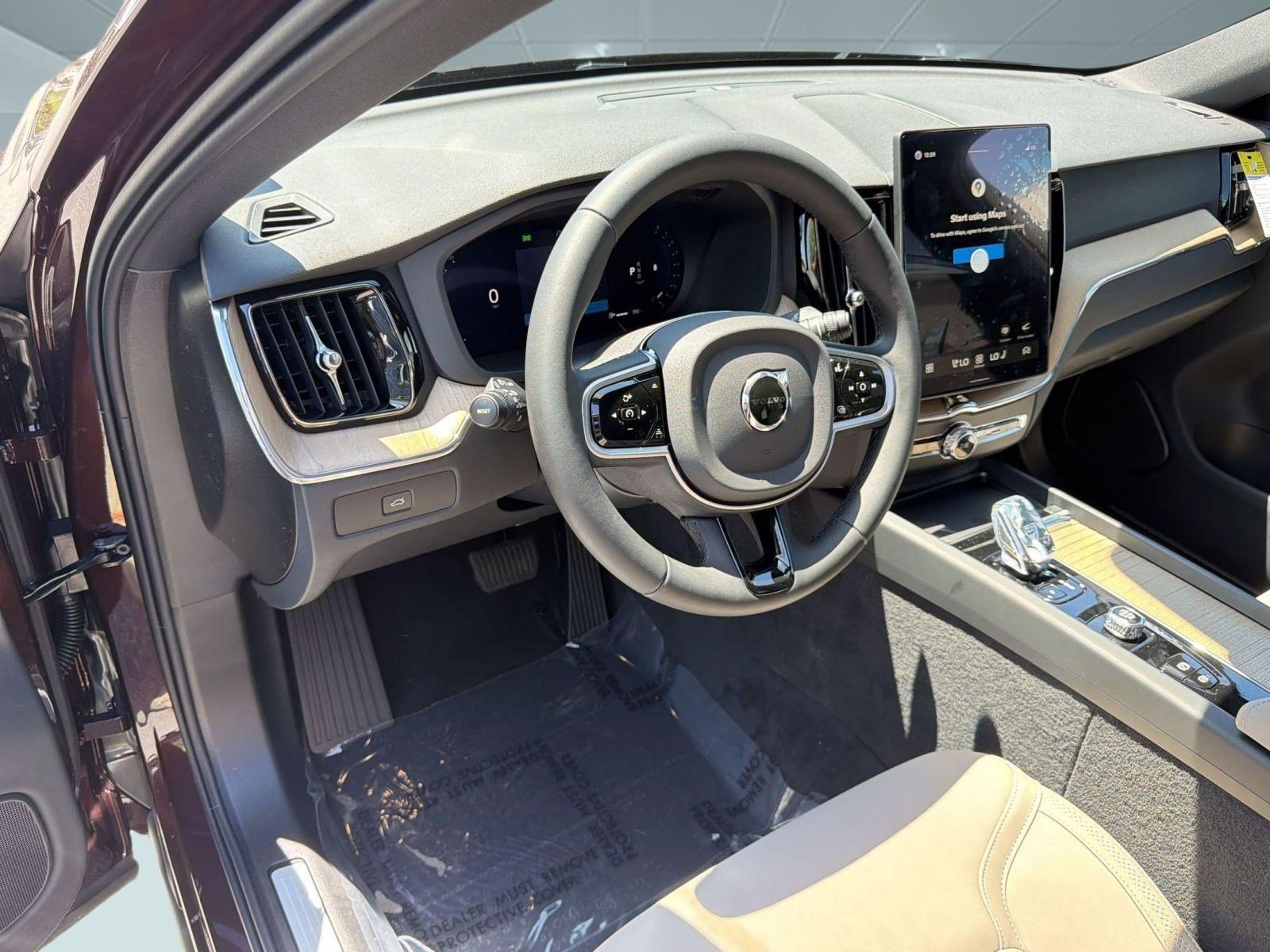 New 2026 Volvo XC60 B5 Plus w/ Climate Package AWD/4WD image 4