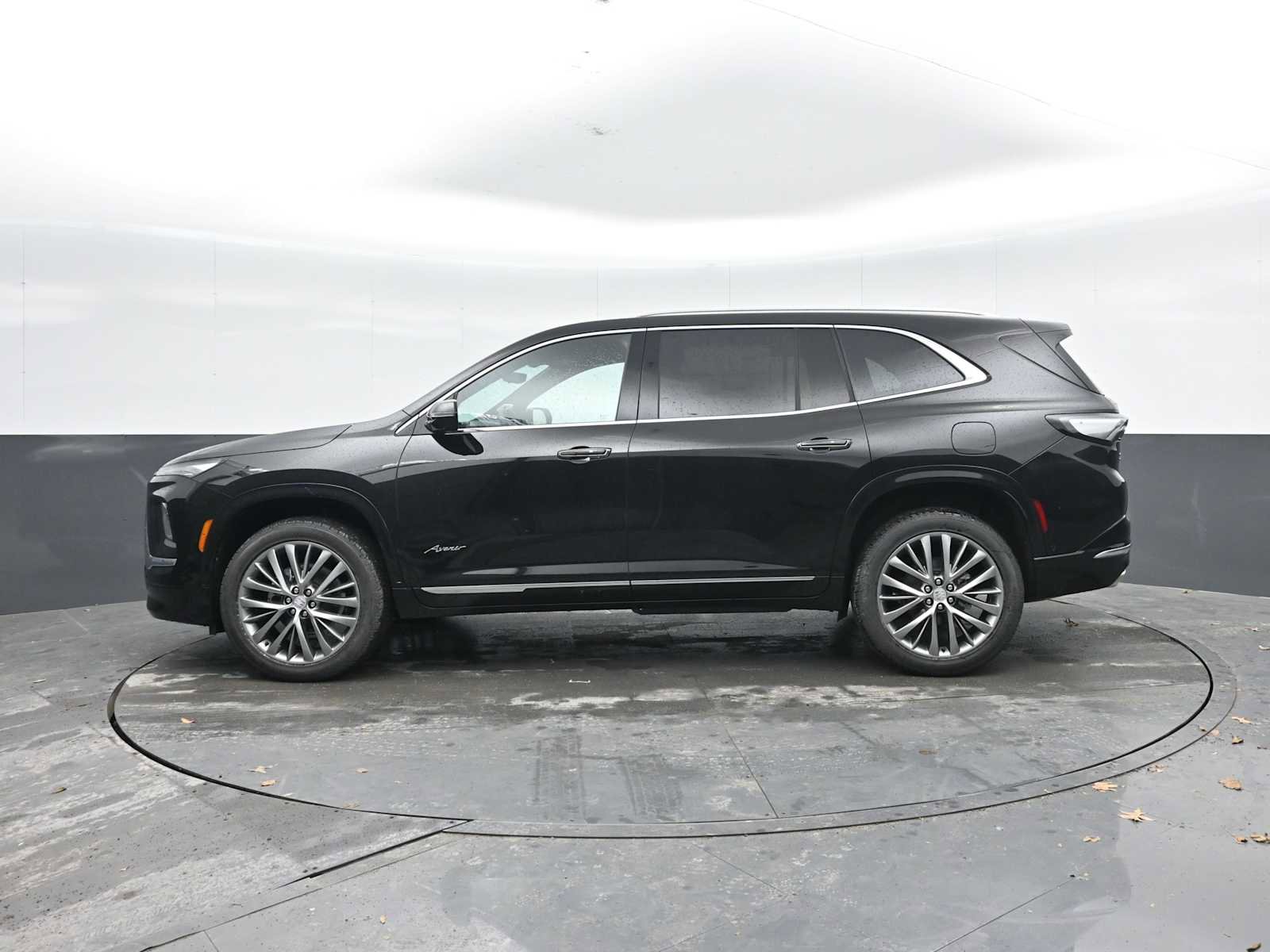 New 2026 Buick Enclave Avenir w/ Super Cruise Package image 3