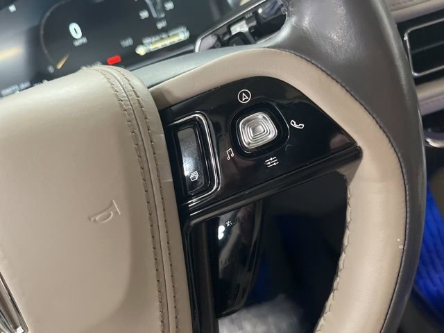 Used 2023 Lincoln Aviator Reserve w/ Elements Package Plus image 32