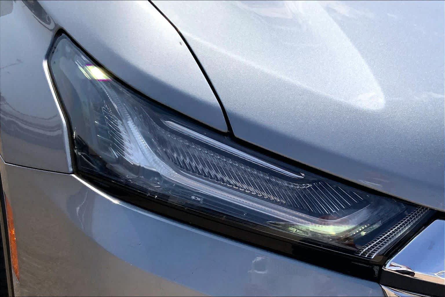 Used 2023 Chevrolet Traverse LS w/ Safety Package FWD image 36