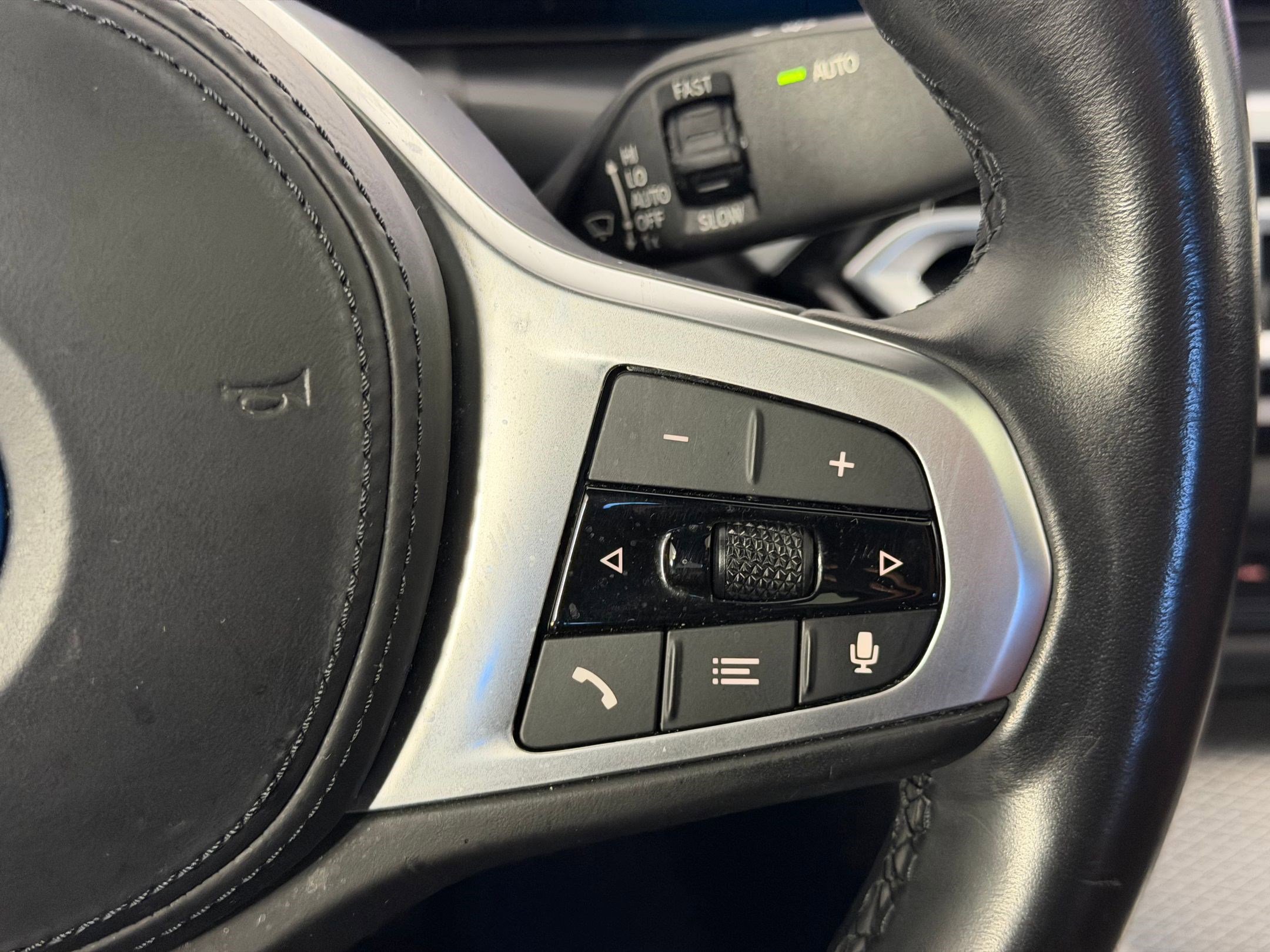 Used 2023 BMW i4 eDrive40 w/ M Sport Package image 27