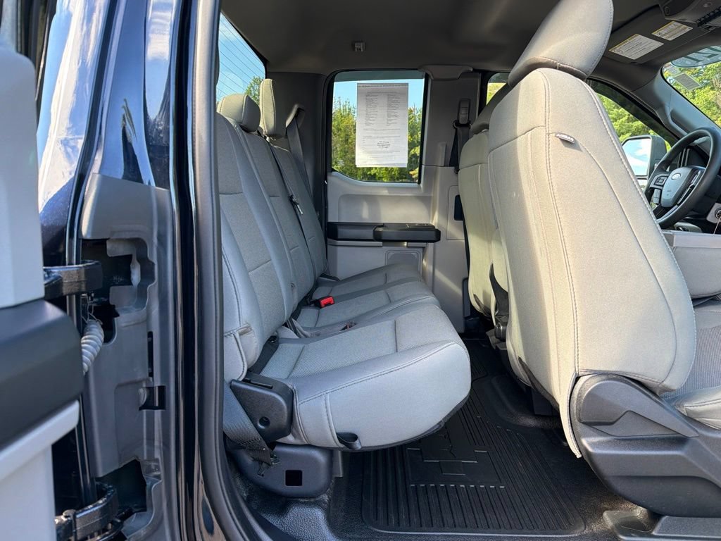 Used 2021 Ford F250 XL w/ STX Appearance Package AWD/4WD image 28