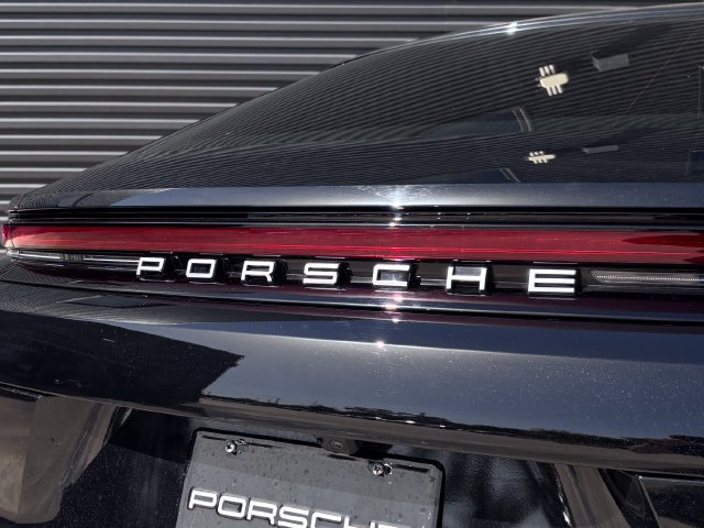 Certified 2025 Porsche Panamera RWD image 29