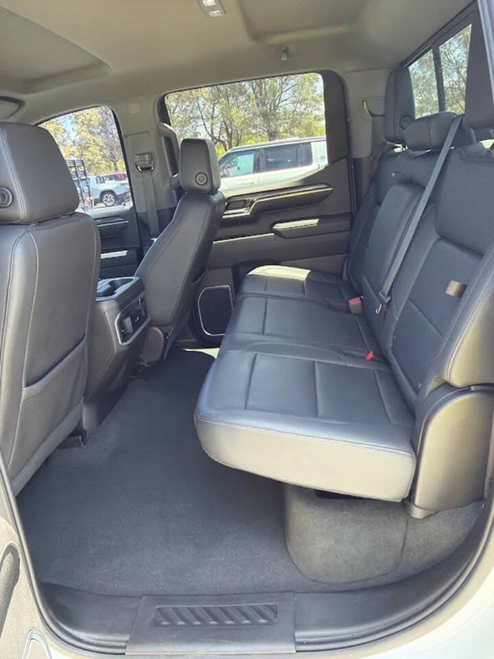 Used 2023 Chevrolet Silverado 1500 LTZ w/ LTZ Convenience Package II AWD/4WD image 15
