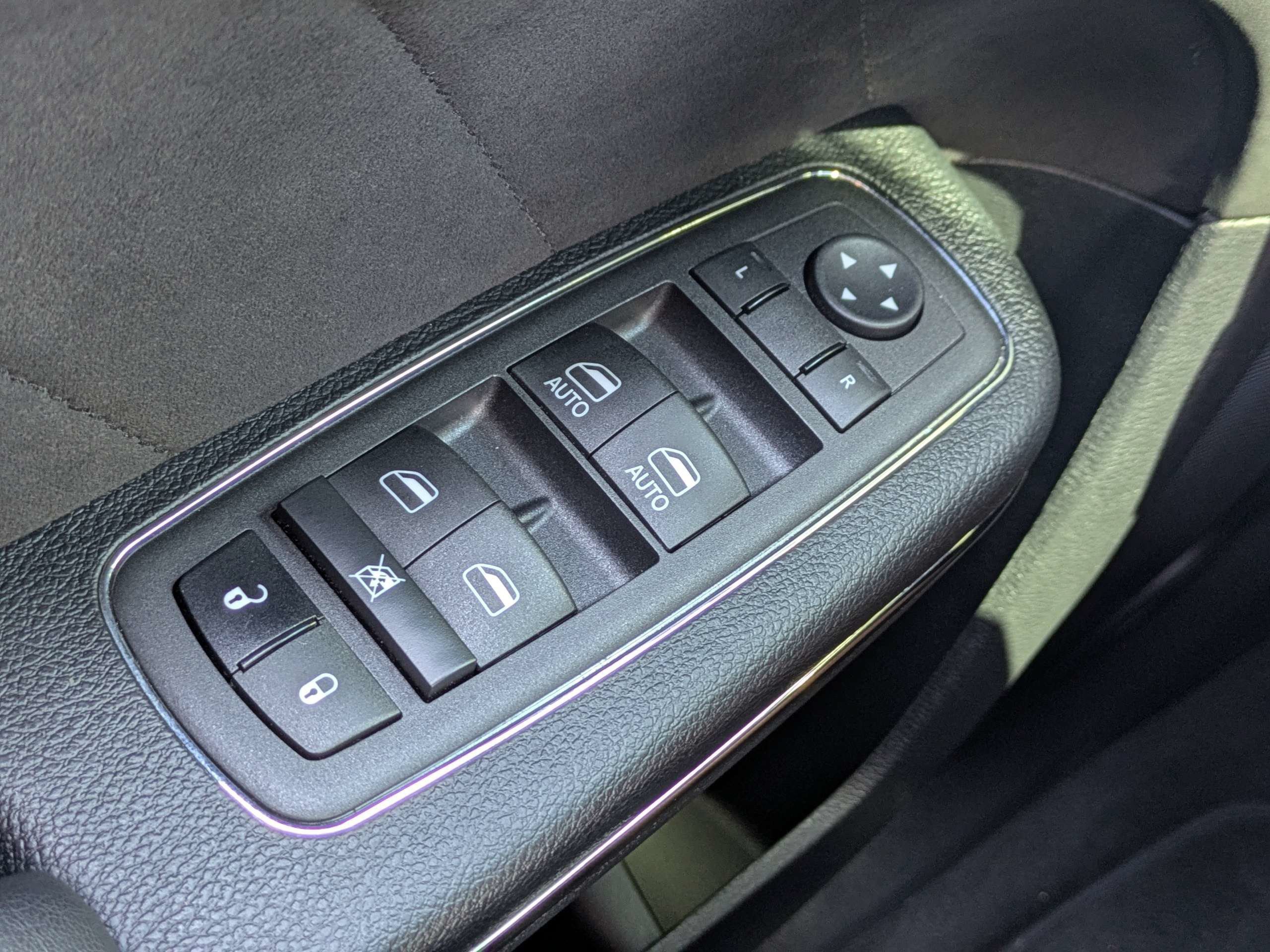 Used 2023 Dodge Charger SRT Hellcat w/ Harman/Kardon Audio Group RWD image 21