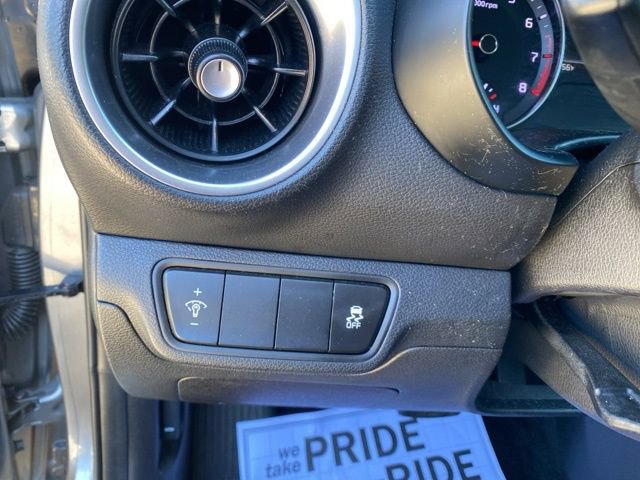Used 2022 Kia Forte LXS FWD image 24