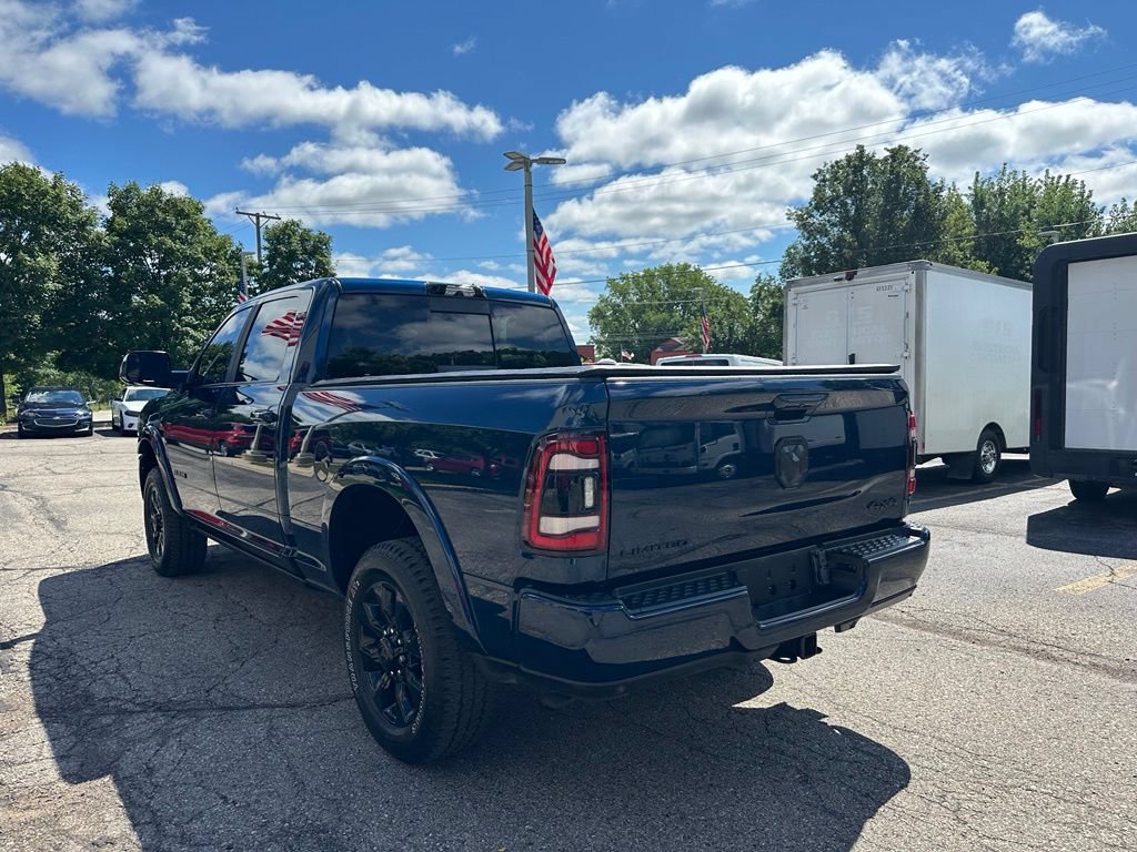 Used 2022 RAM 3500 Limited AWD/4WD image 3