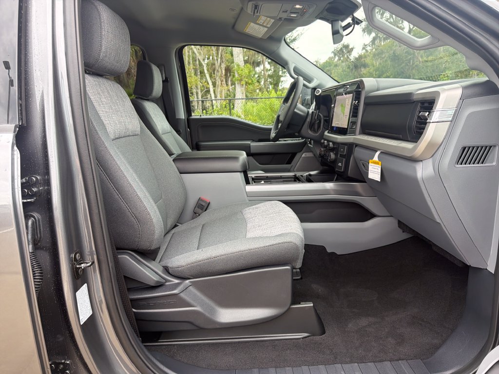 New 2027 Ford F250 XLT w/ XLT Premium Package AWD/4WD image 27