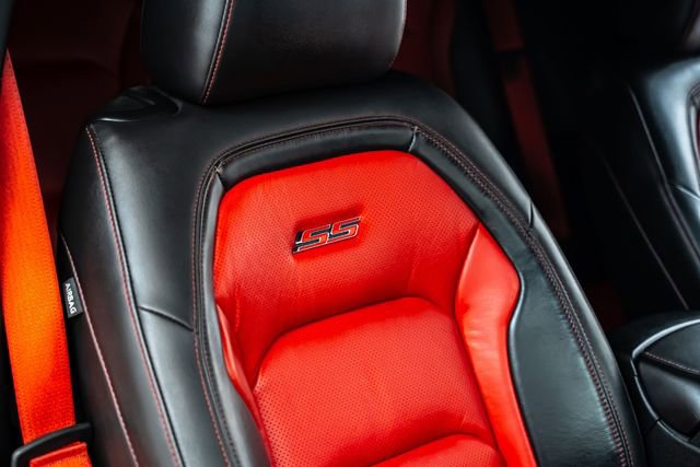 Used 2021 Chevrolet Camaro SS image 24