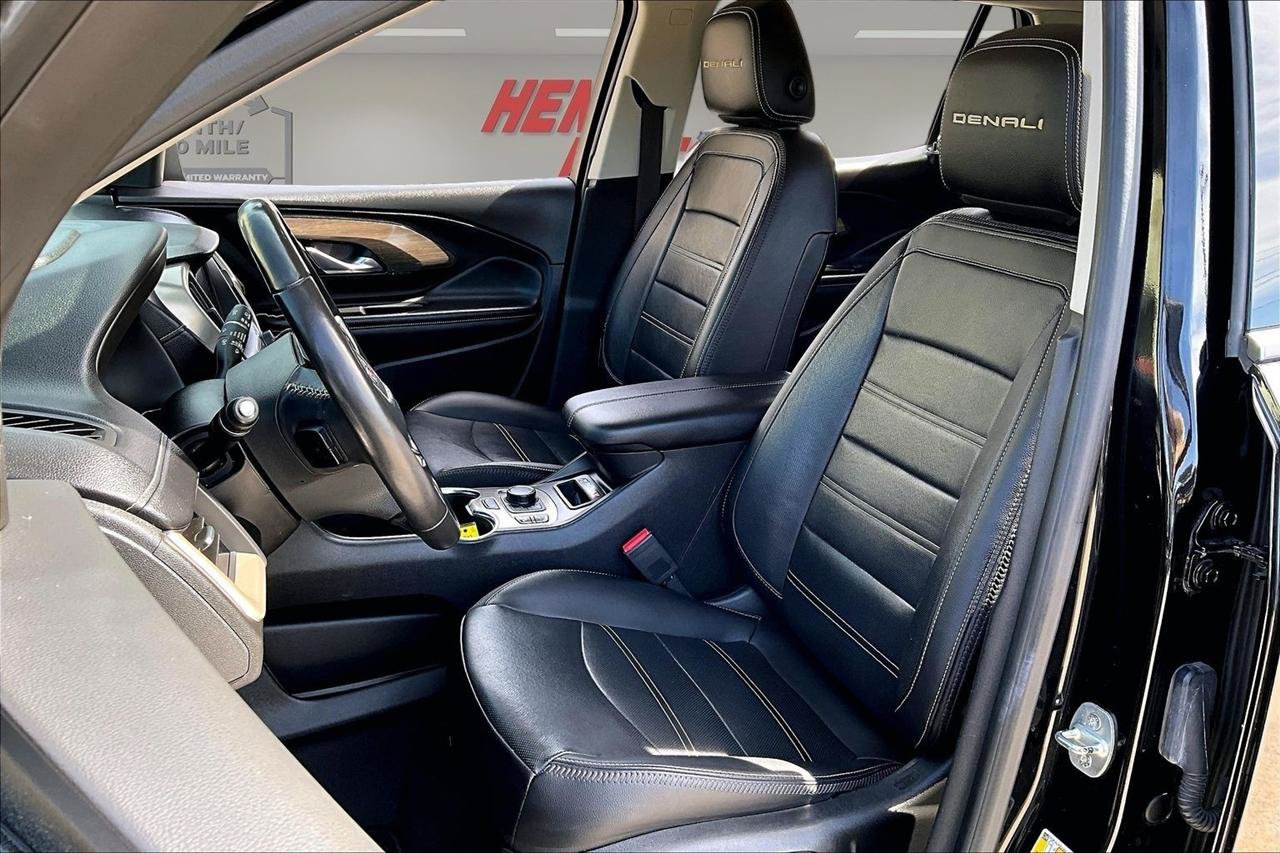 Used 2022 GMC Terrain Denali w/ Denali Premium Package AWD/4WD image 22