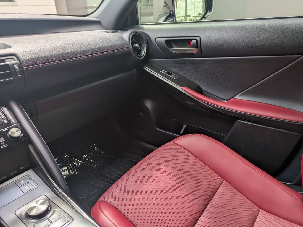 Used 2025 Lexus IS 300 w/ Premium Package RWD image 17
