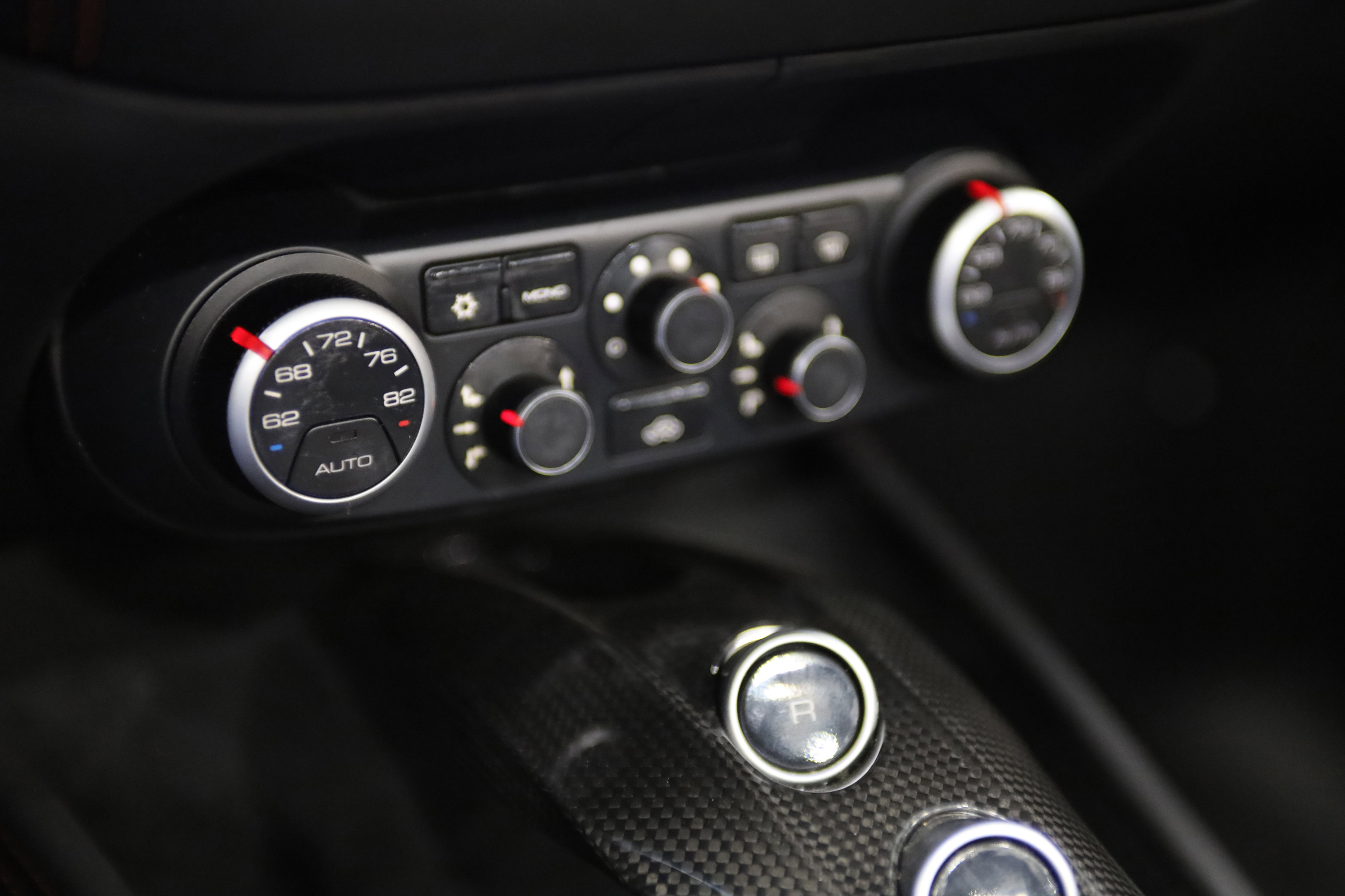 Used 2017 Ferrari California T RWD image 26