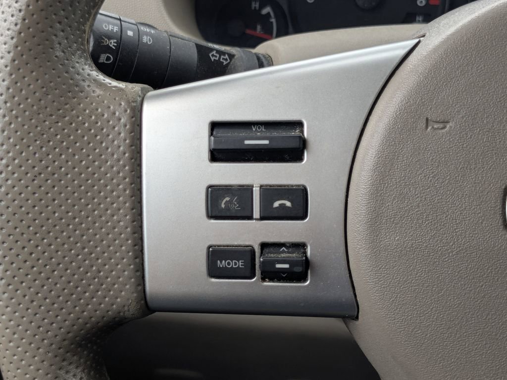 Used 2015 Nissan Frontier SV w/ SV Value Truck Package RWD image 28