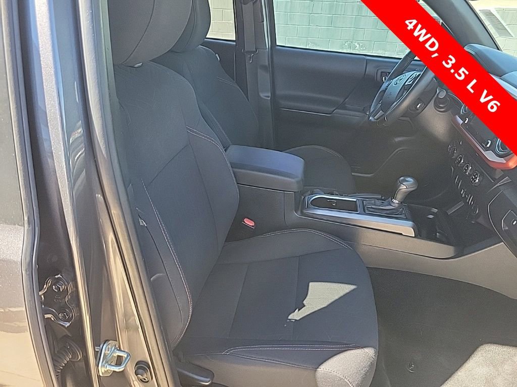 Used 2020 Toyota Tacoma TRD Sport image 36