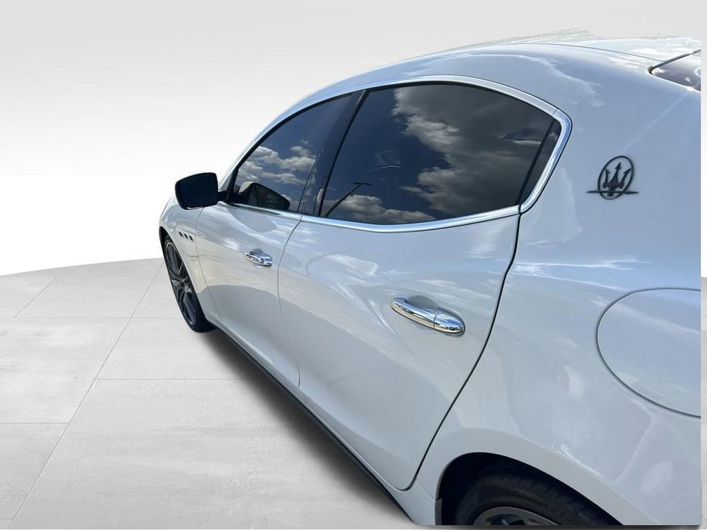 Used 2016 Maserati Ghibli S image 28