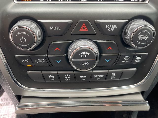 Used 2018 Jeep Grand Cherokee Limited image 34
